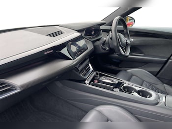 Used Audi e-tron GT 2021 for sale - 76205284: Photo 2