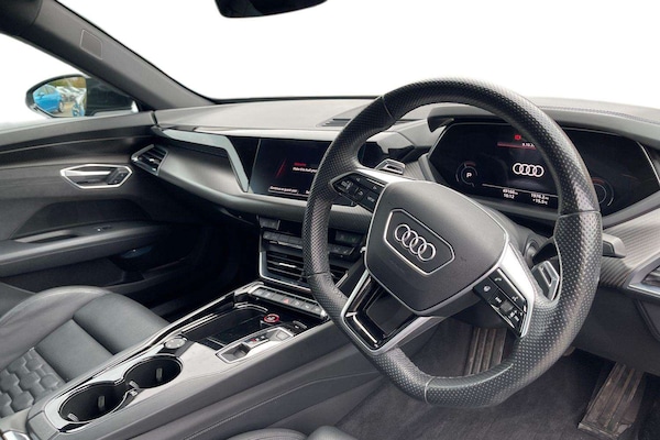 Used Audi e-tron GT 2021 for sale - 76205284: Photo 6
