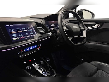 Used Audi Q4 e-tron 2021 for sale - 77979402: Photo