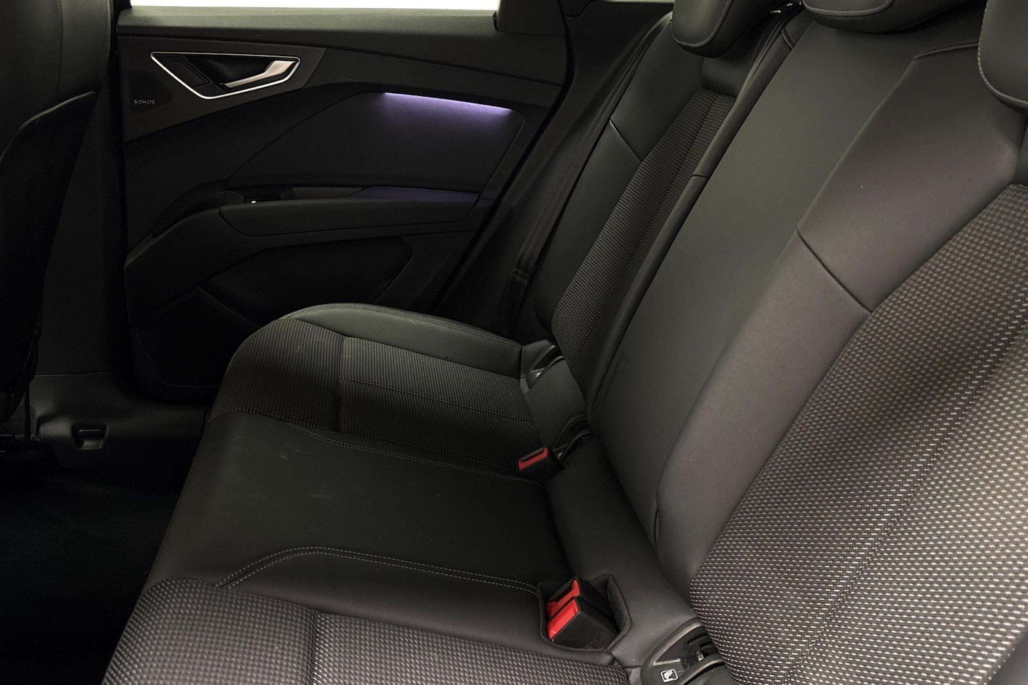 Used Audi Q4 e-tron 2021 for sale - 77979402: Photo 7