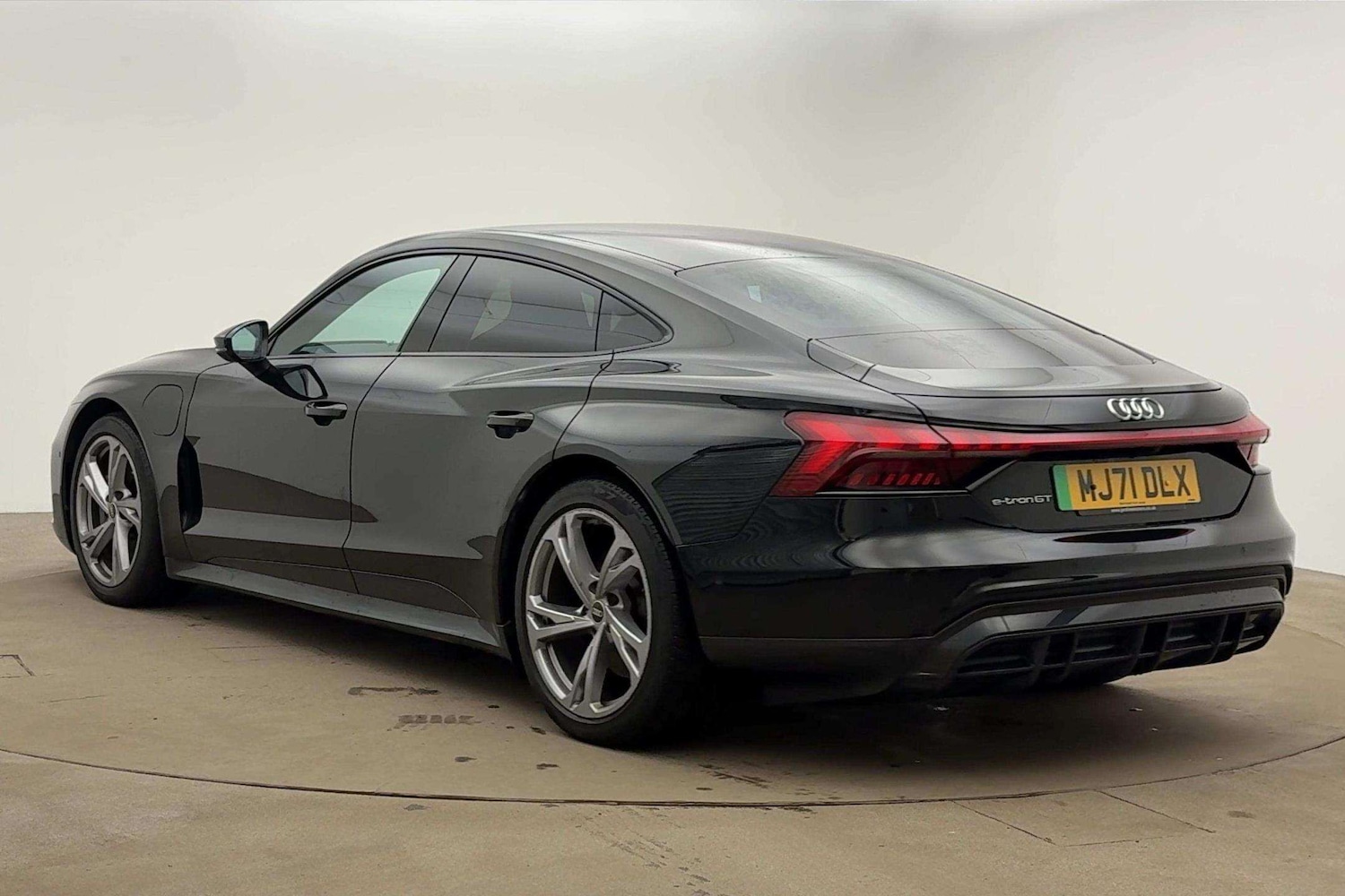 Used Audi e-tron GT 2021 for sale - 76460394: Photo 3