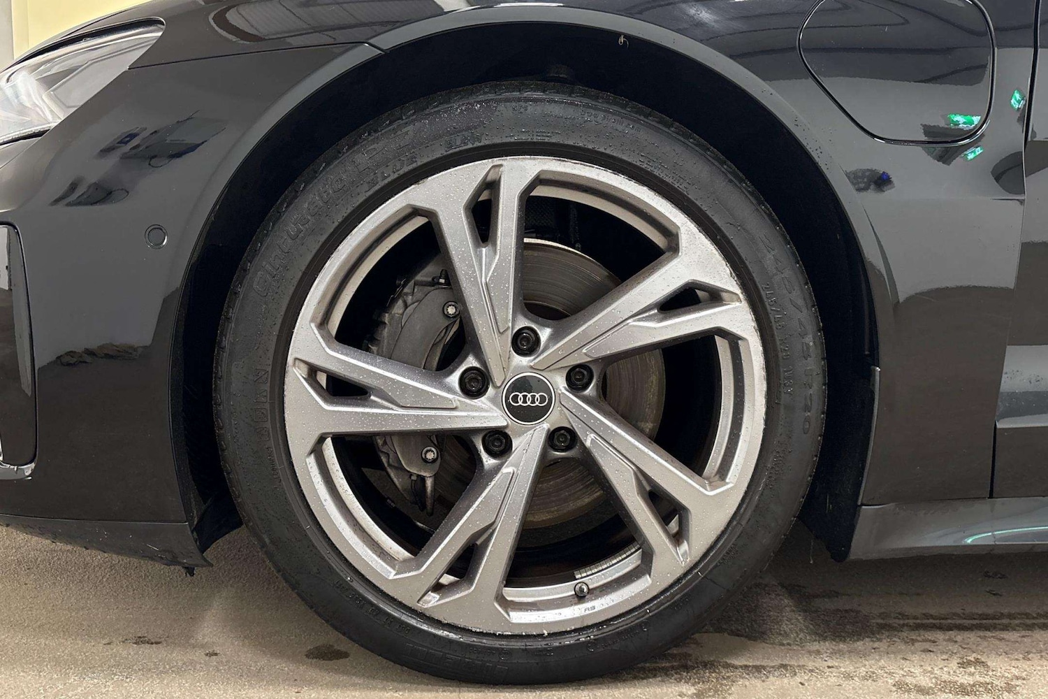 Used Audi e-tron GT 2021 for sale - 76460394: Photo 5