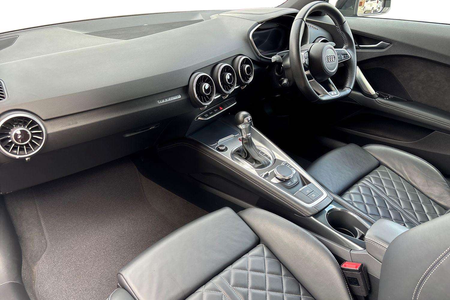 Used Audi TT 2022 for sale - 77960943: Photo 2