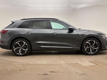 Used Audi e-tron 2021 for sale - 78432766: Photo