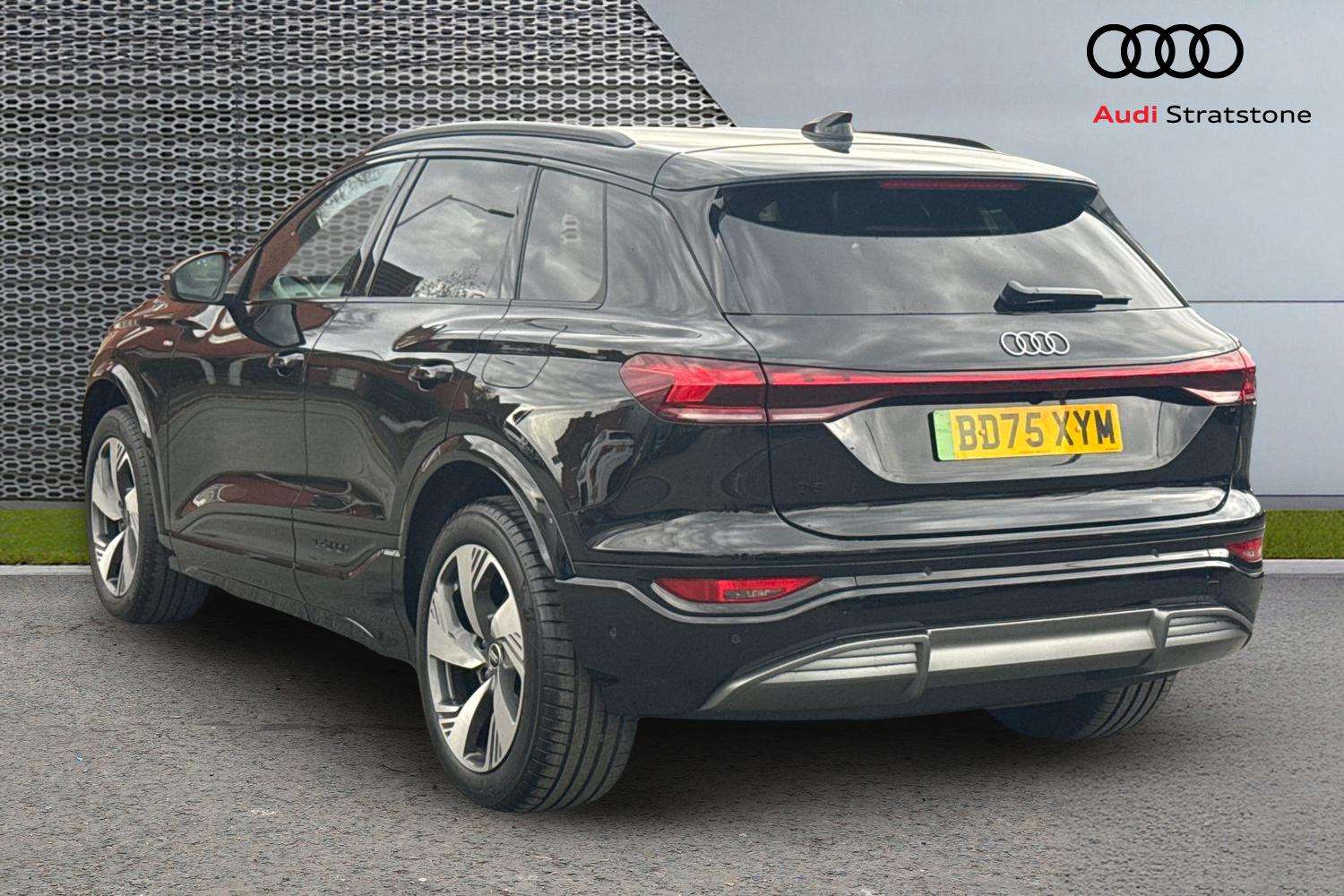 Used Audi Q6 e-tron 2025 for sale - 76529241: Photo 3