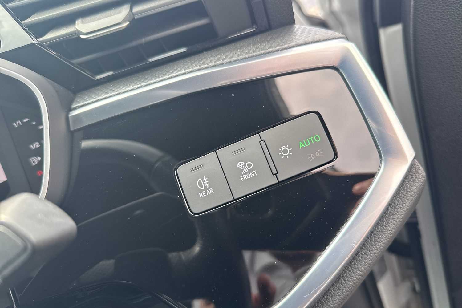 Vehicle 33