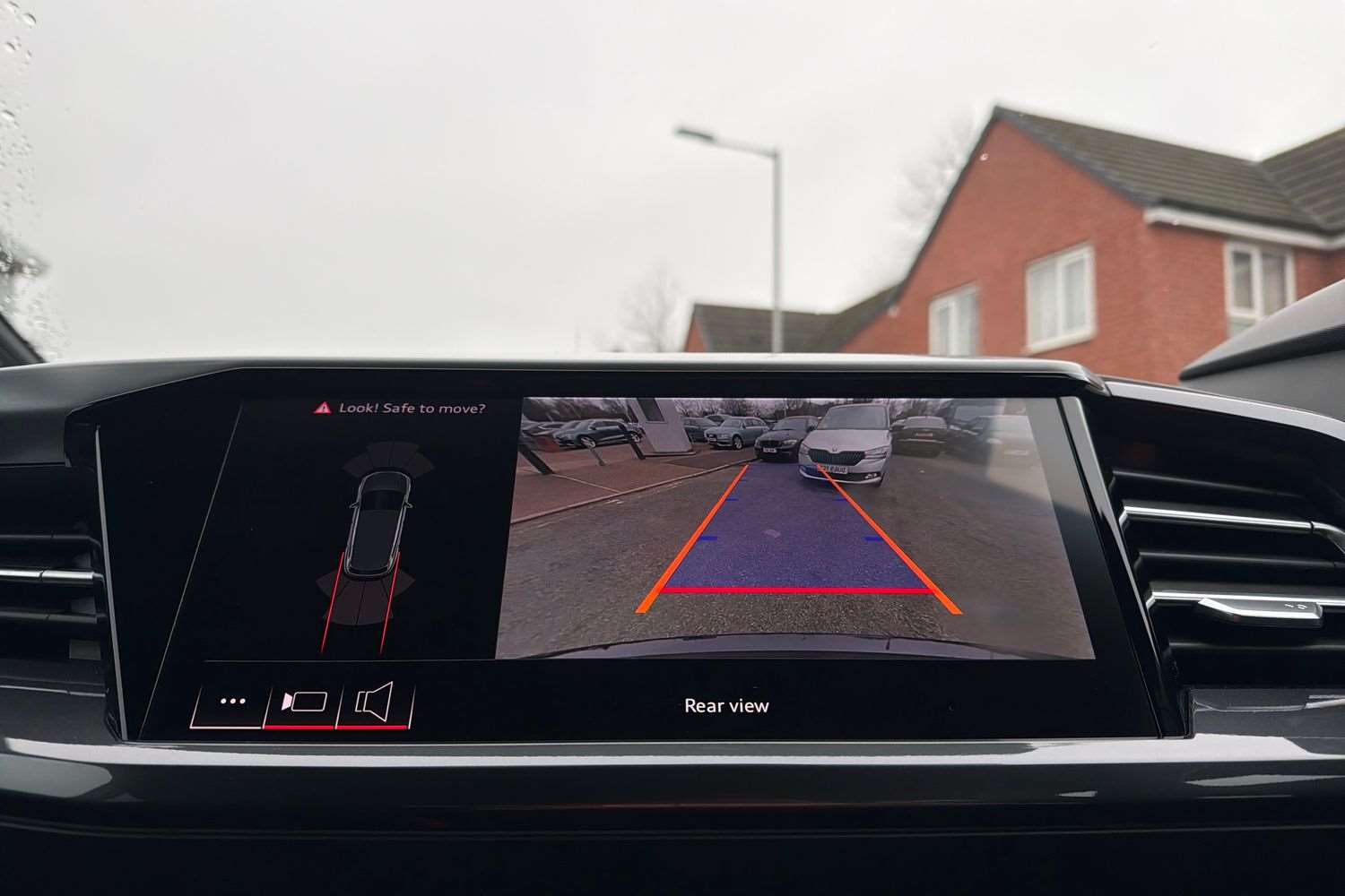 Used Audi Q4 e-tron 2025 for sale - 77361395: Photo 26