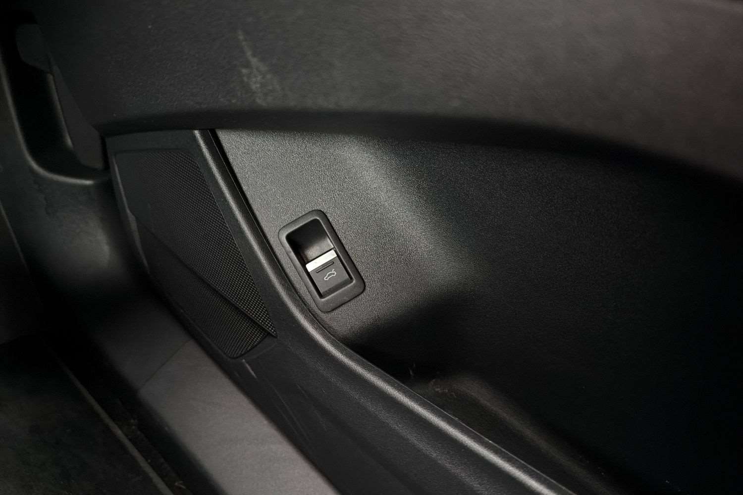 Used Audi Q4 e-tron 2025 for sale - 77361395: Photo 32