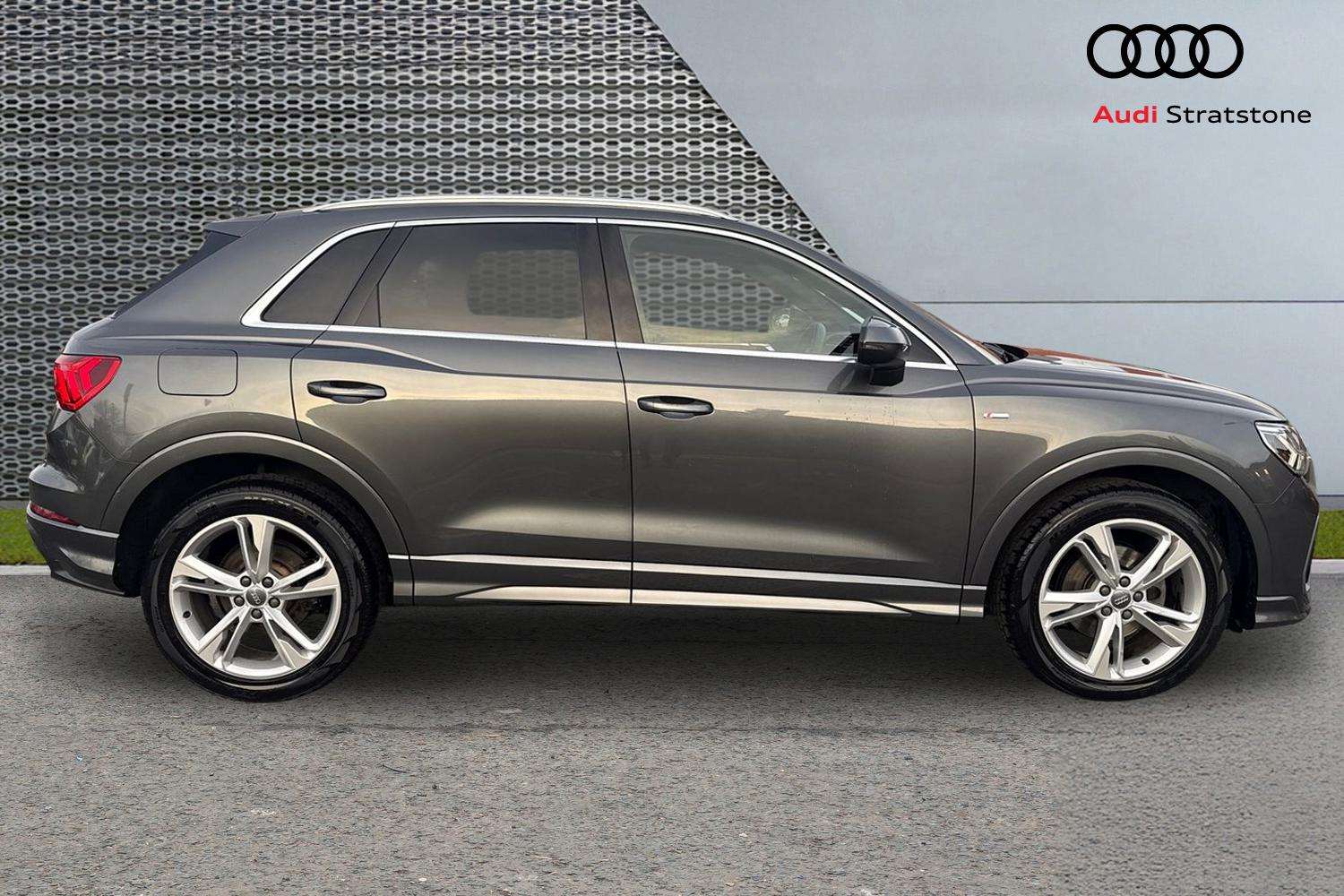 Used Audi Q3 2019 for sale - 76648807: Photo 4