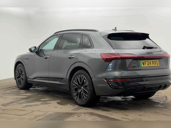 Used Audi Q8 2024 for sale - 76249112: Photo 3