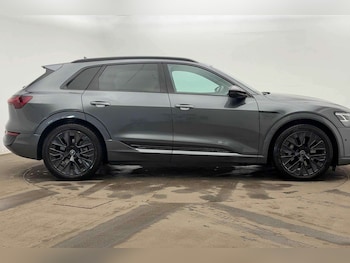 Used Audi Q8 2024 for sale - 76249112: Photo 4
