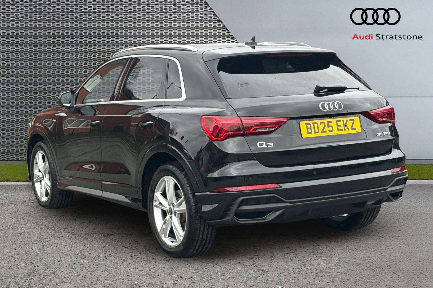 Used Audi Q3 2025 for sale - 76540852: Photo 3