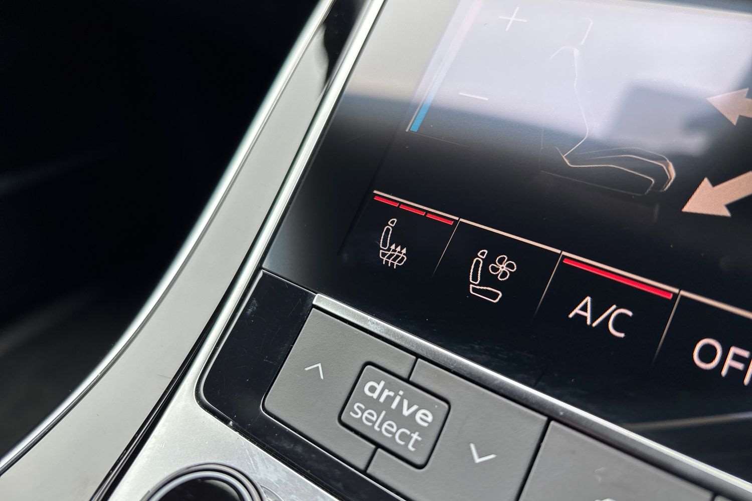 Used Audi Q7 2023 for sale - 77333994: Photo 28