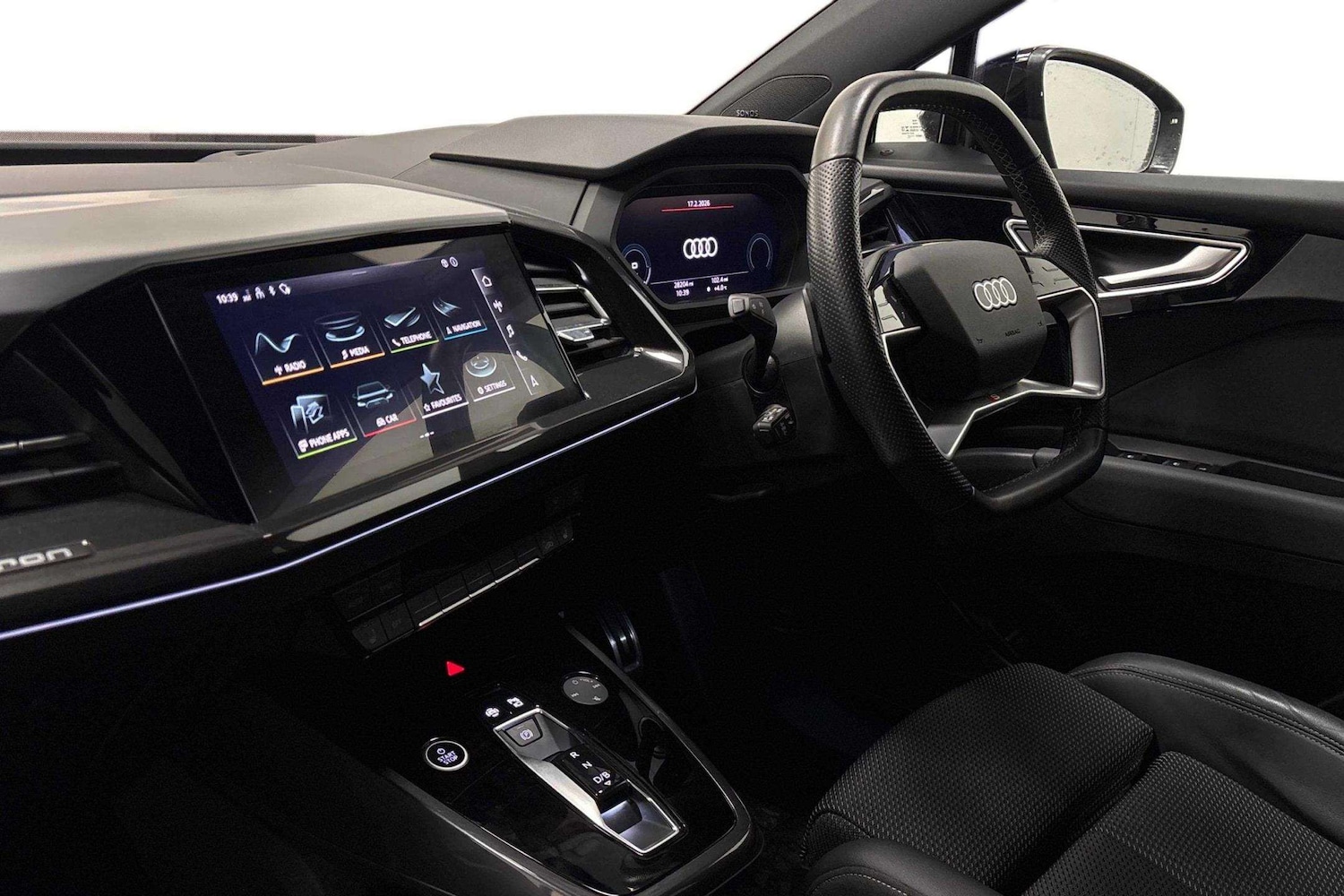 Used Audi Q4 e-tron 2021 for sale - 77842558: Photo 2