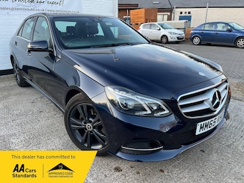 Used Mercedes-Benz E Class 2015 for sale - 77637735: Photo