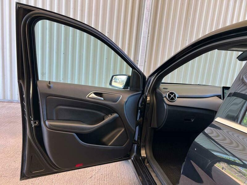 Used Mercedes-Benz B Class 2015 for sale - 78170396: Photo 76