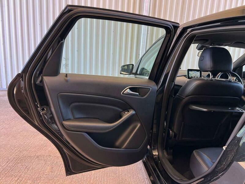 Used Mercedes-Benz B Class 2015 for sale - 78170396: Photo 77