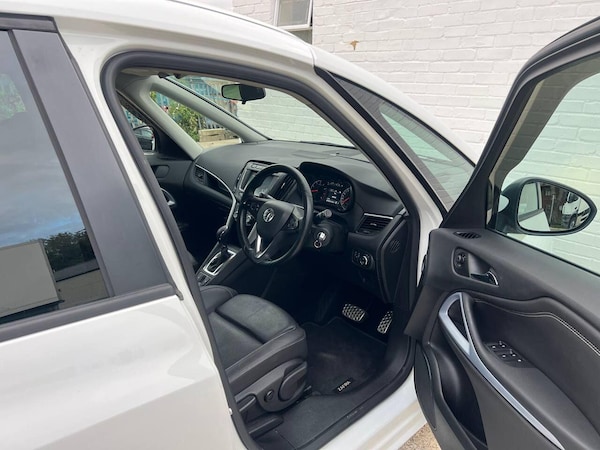 Used Vauxhall Zafira Tourer 2016 for sale - 76306281: Photo 16