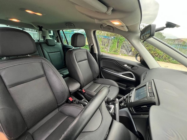 Used Vauxhall Zafira Tourer 2016 for sale - 76306281: Photo 21