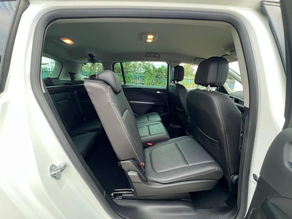 Used Vauxhall Zafira Tourer 2016 for sale - 76306281: Photo 30