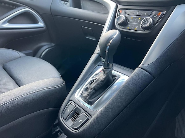 Used Vauxhall Zafira Tourer 2016 for sale - 76306281: Photo 60