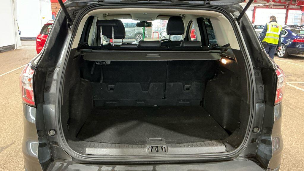 Used Ford Kuga 2017 for sale - 77978108: Photo 13