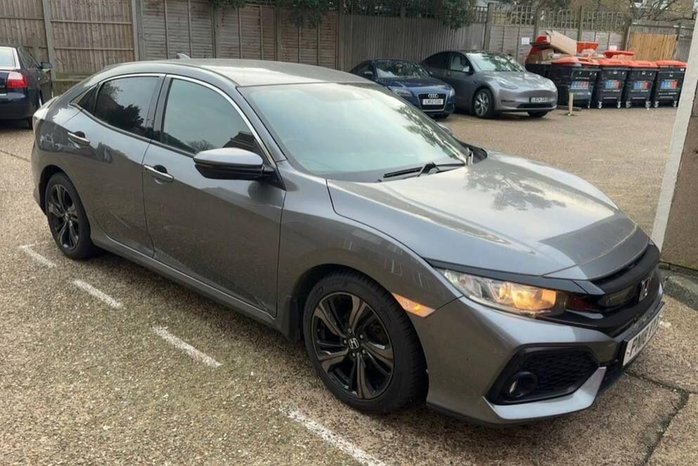 Used Honda Civic 2018 for sale - 78046838: Photo 4
