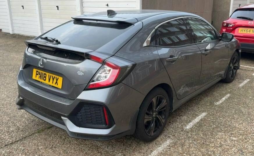 Used Honda Civic 2018 for sale - 78046838: Photo 5