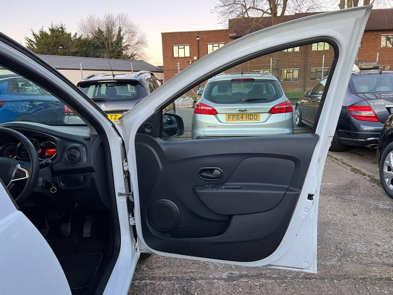 Used Dacia Sandero 2019 for sale - 76865468: Photo 60