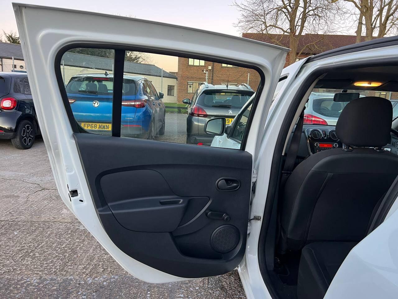 Used Dacia Sandero 2019 for sale - 76865468: Photo 63