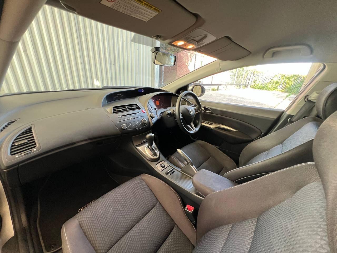 Used Honda Civic 2010 for sale - 76307116: Photo 22