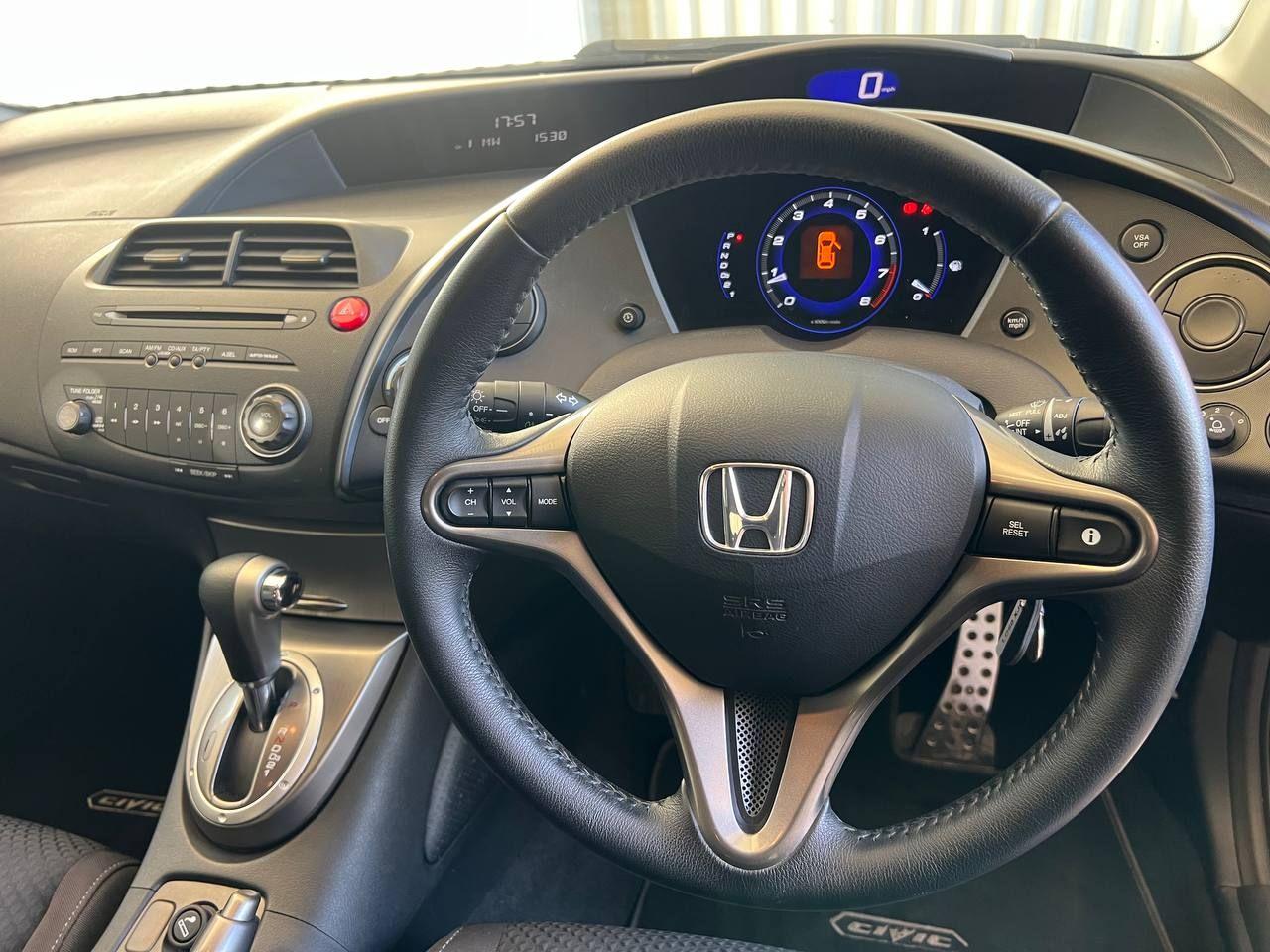 Used Honda Civic 2010 for sale - 76307116: Photo 33