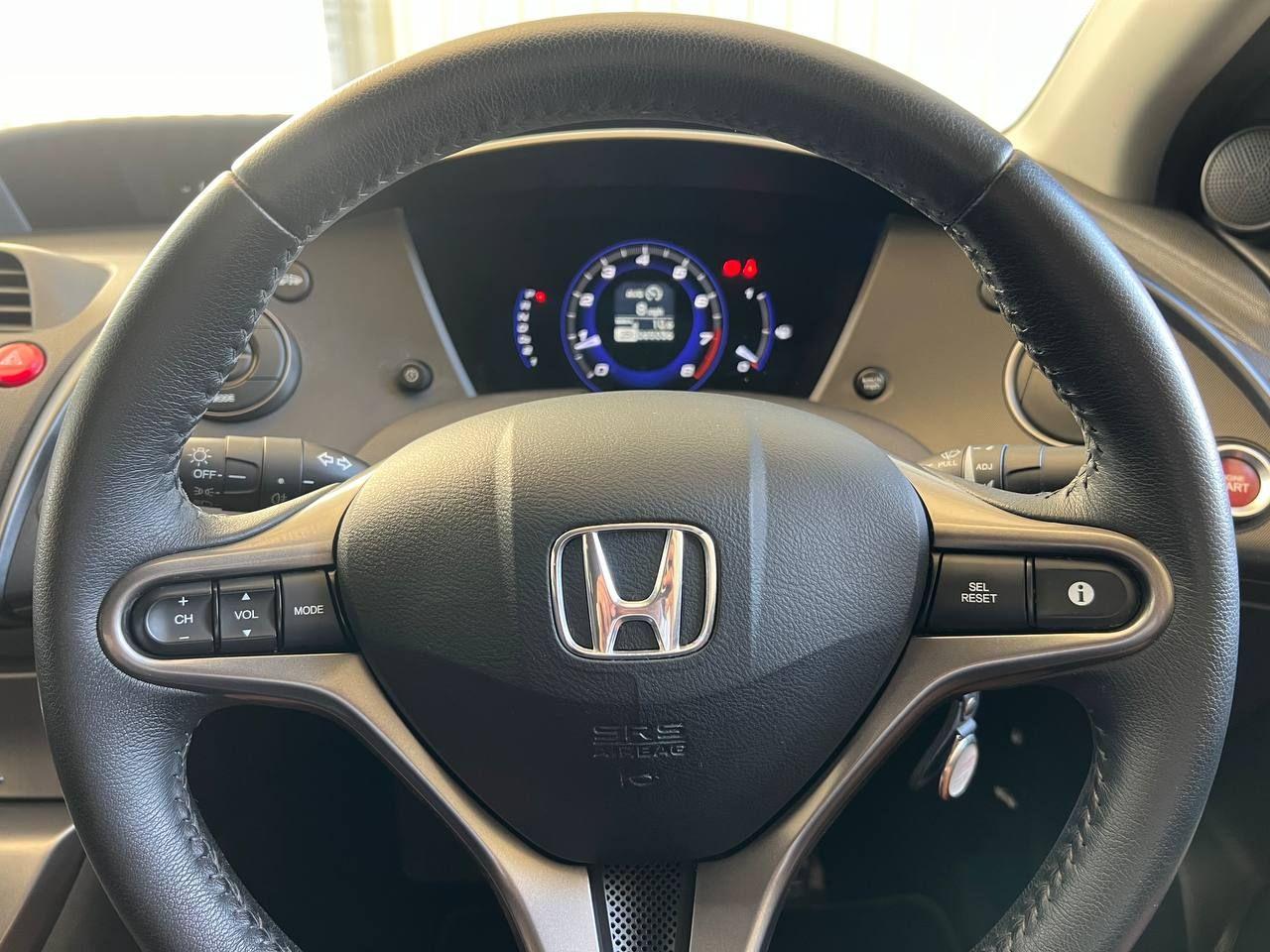 Used Honda Civic 2010 for sale - 76307116: Photo 34