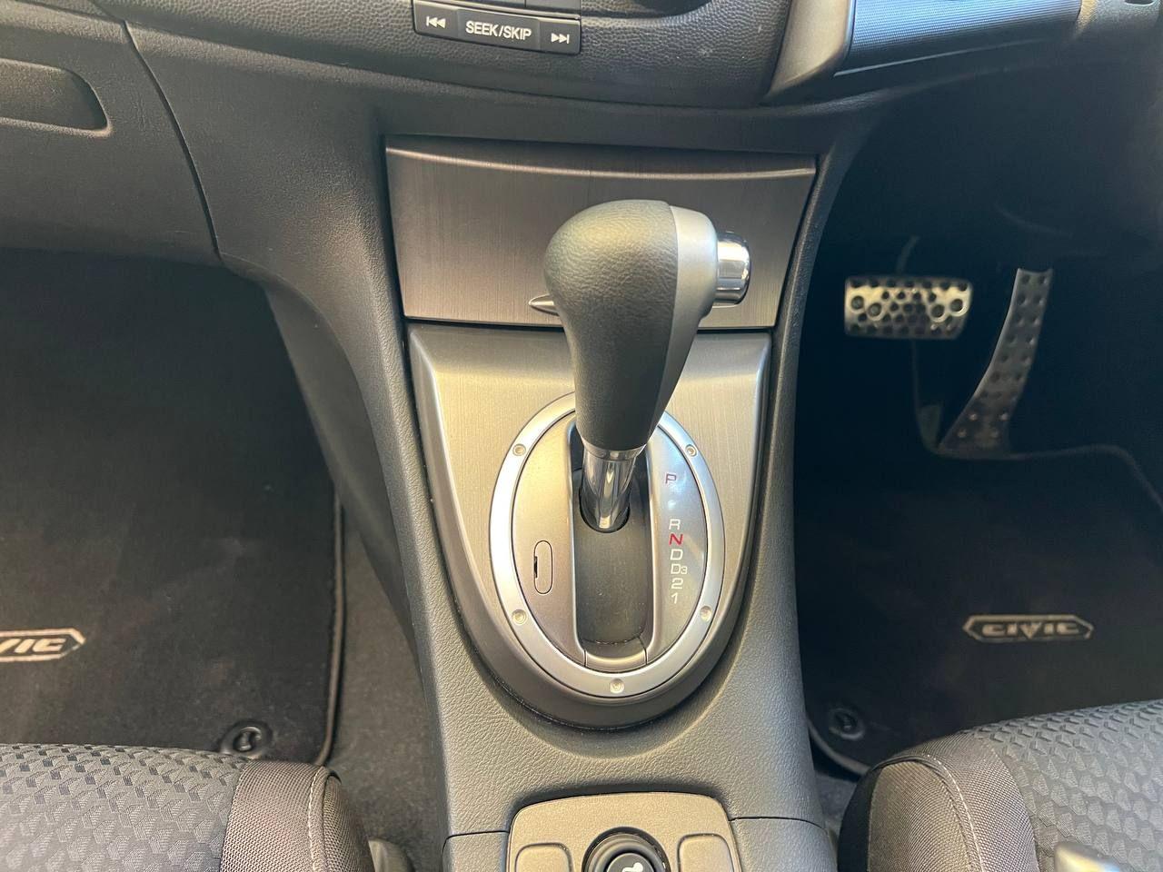 Used Honda Civic 2010 for sale - 76307116: Photo 45