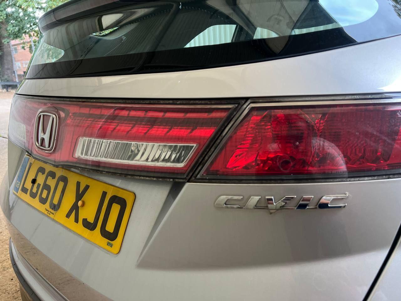 Used Honda Civic 2010 for sale - 76307116: Photo 63