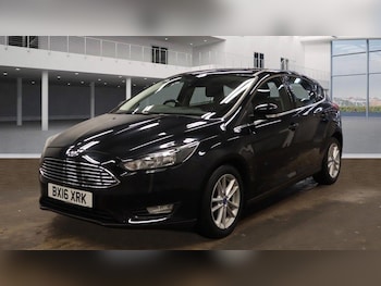 2016 (16) - 1.0 EcoBoost Zetec 5dr