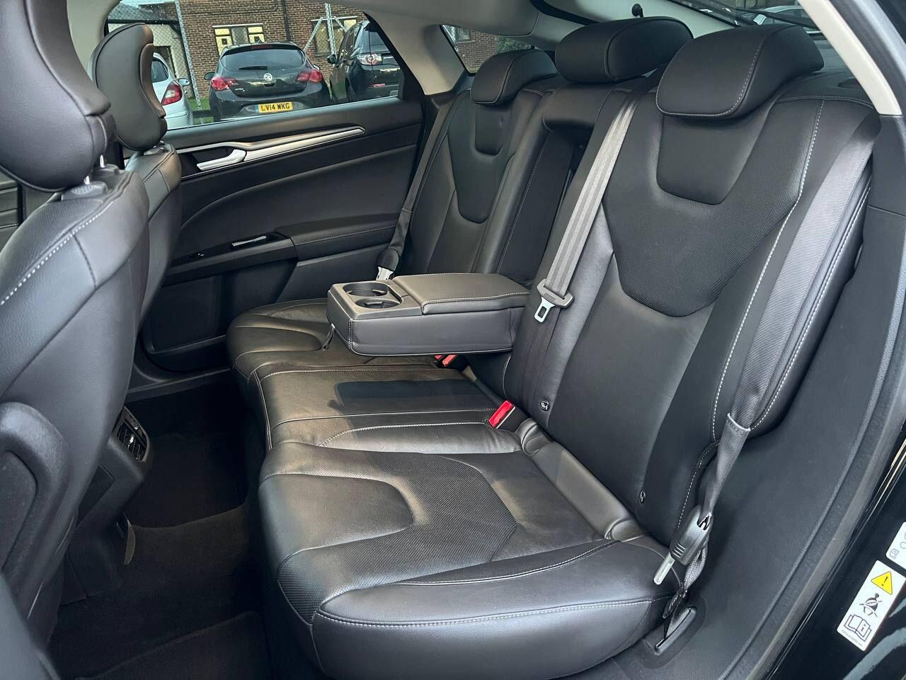 Used Ford Mondeo 2015 for sale - 76633470: Photo 31