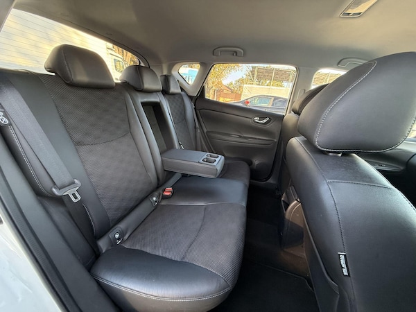 Used Nissan Pulsar 2017 for sale - 76306359: Photo 41