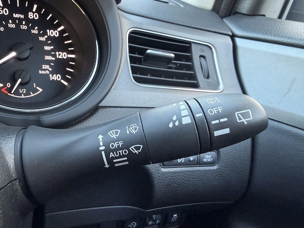Used Nissan Pulsar 2017 for sale - 76306359: Photo 55