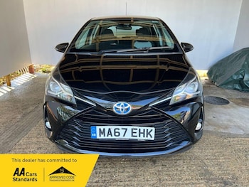 Used Toyota Yaris 2017 for sale - 79541312: Photo