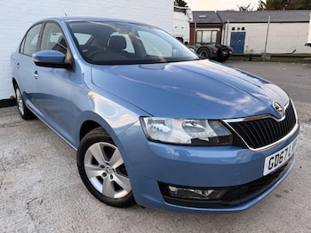 Used Skoda Rapid 2018 for sale - 76306181: Photo
