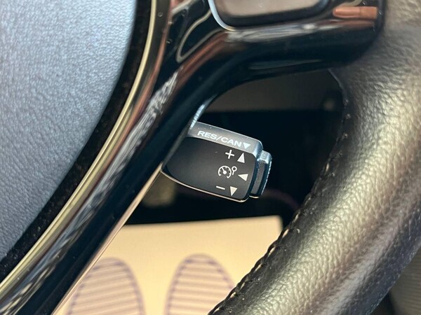 Used Peugeot 108 2017 for sale - 76307077: Photo 41