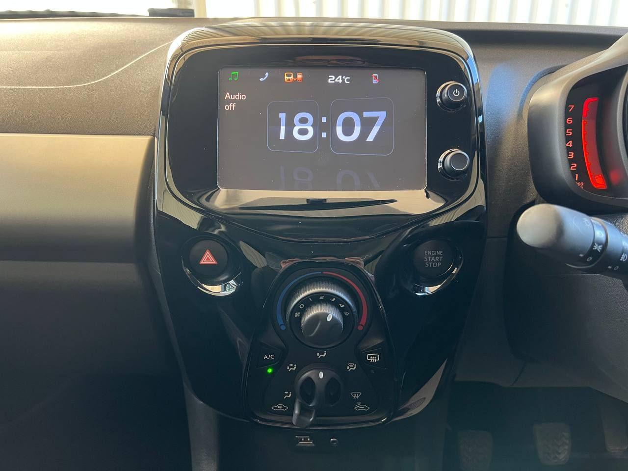 Used Peugeot 108 2017 for sale - 76307077: Photo 43