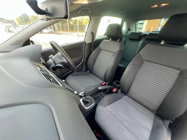 Used Volkswagen Polo 2012 for sale - 76307615: Photo 29