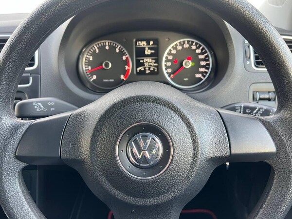 Used Volkswagen Polo 2012 for sale - 76307615: Photo 37