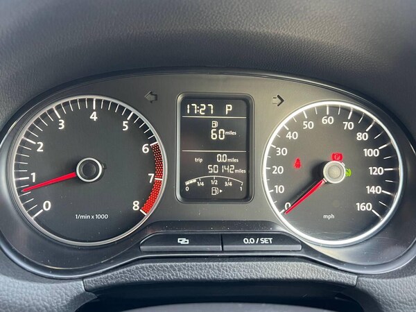 Used Volkswagen Polo 2012 for sale - 76307615: Photo 38