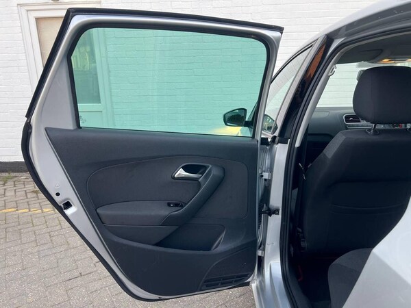 Used Volkswagen Polo 2012 for sale - 76307615: Photo 68