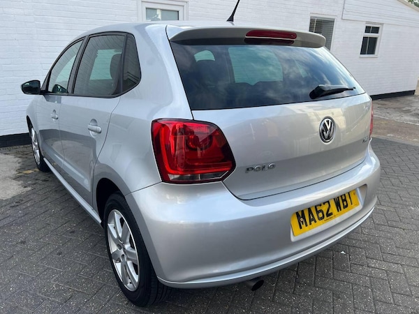 Used Volkswagen Polo 2012 for sale - 76307615: Photo 6