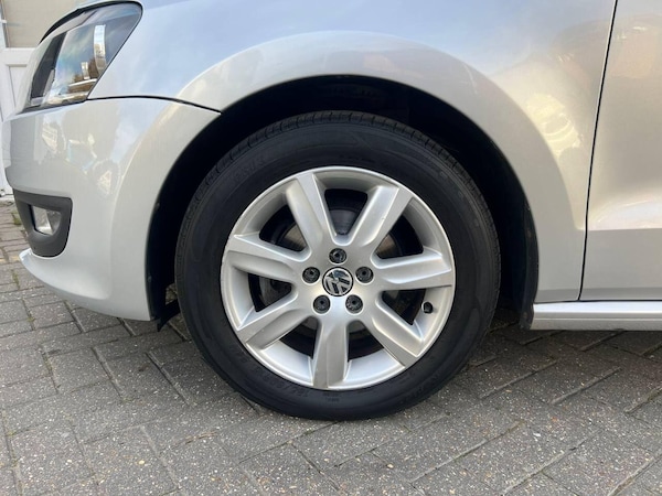 Used Volkswagen Polo 2012 for sale - 76307615: Photo 70