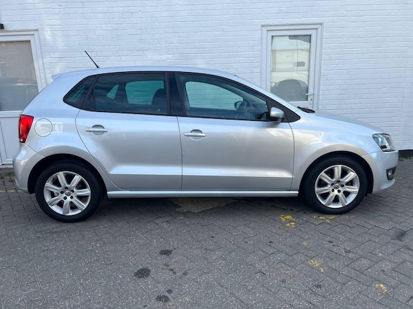 Used Volkswagen Polo 2012 for sale - 76307615: Photo 9